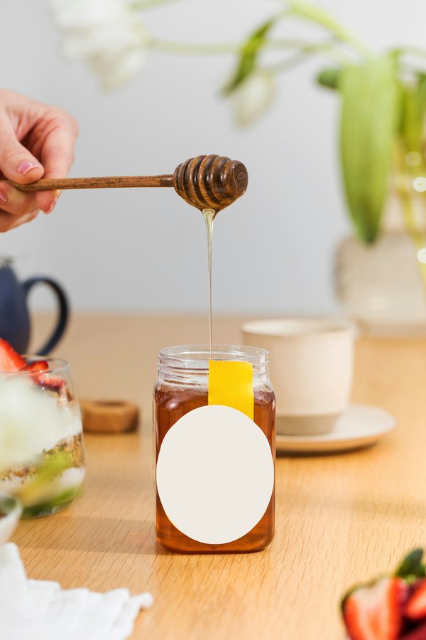 Étiquettes personnalisées miel : informez et séduisez vos clients